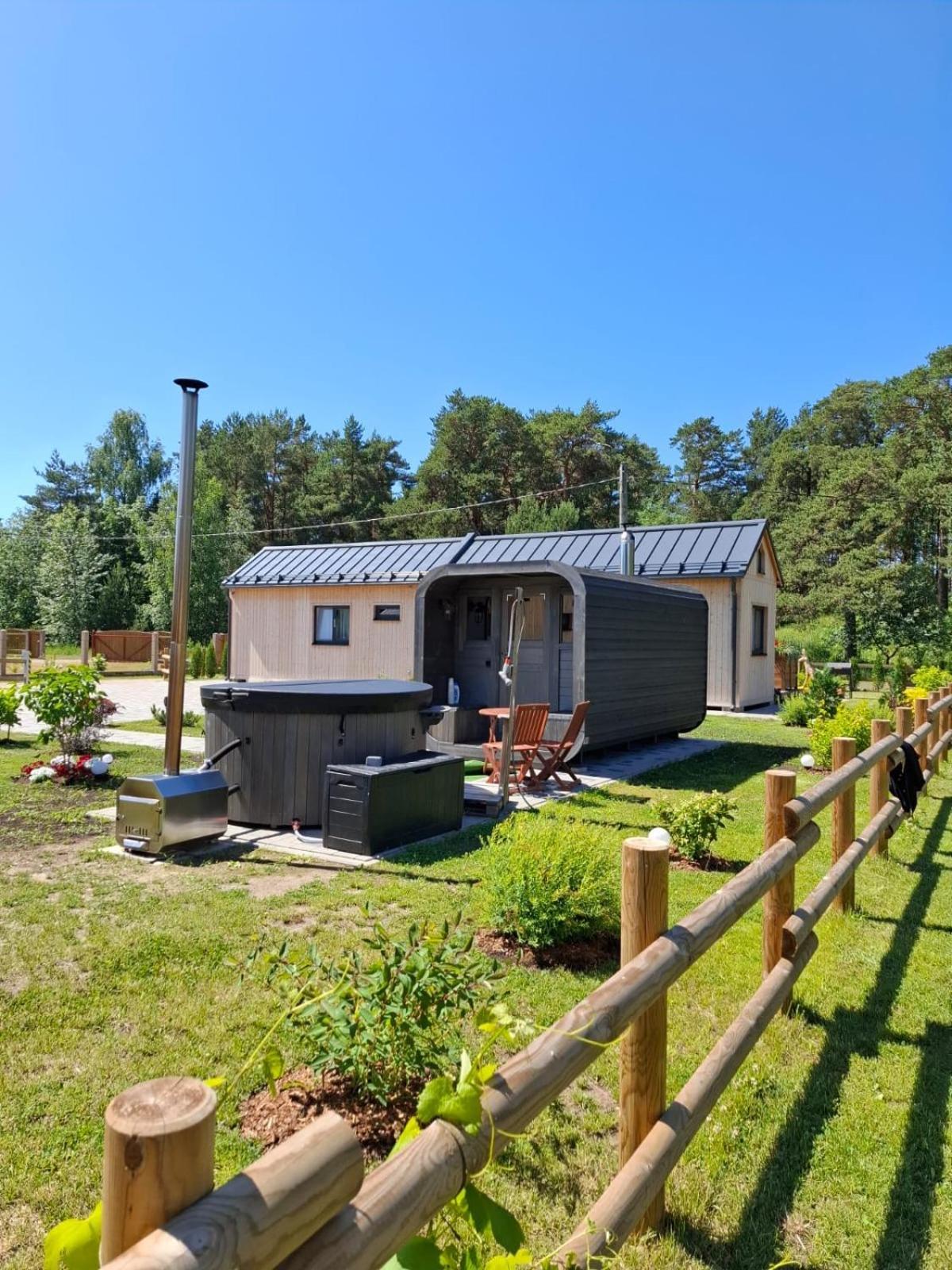 Juras Dzintars Villa Ainaži Екстериор снимка